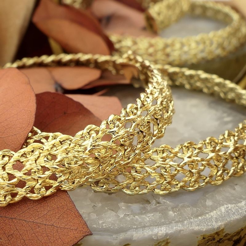 Image 2 of Golden fantasy link necklace