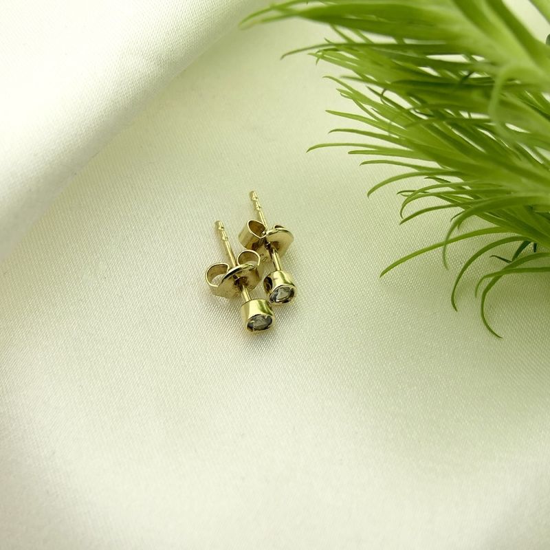 Image 2 of Gold stud earrings with aquamarine