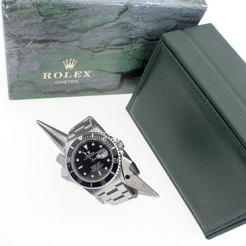 Image 7 of Rolex Submariner 16610; Men's diving watch