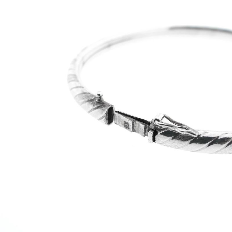 Image 6 of Silver slave bracelet with pattern; Size M/L