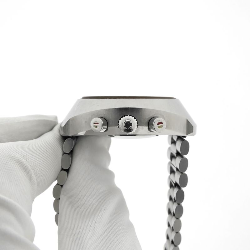 Image 5 of Omega Flightmaster 145.036; Vintage chronograph pilot watch