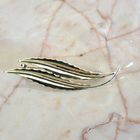 Image 6 of Gold brooch with two feathers