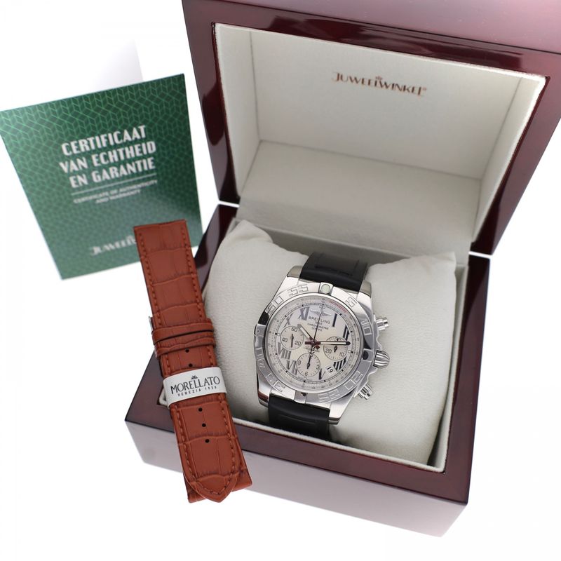 Image 2 of Breitling Chronomat B01 44 AB0110; Automatic Men's Watch