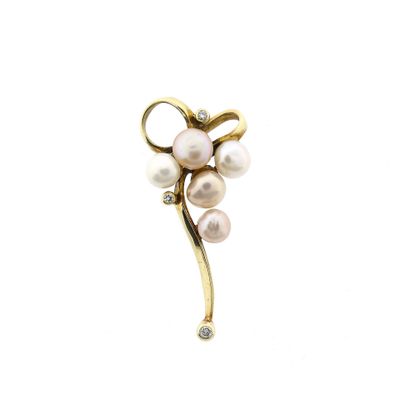 Gold Pendant with Baroque Pearl & Diamond; 14kt; 0.08 ct Image 1 of Gold Pendant with Baroque Pearl & Diamond; 14kt; 0.08 ct