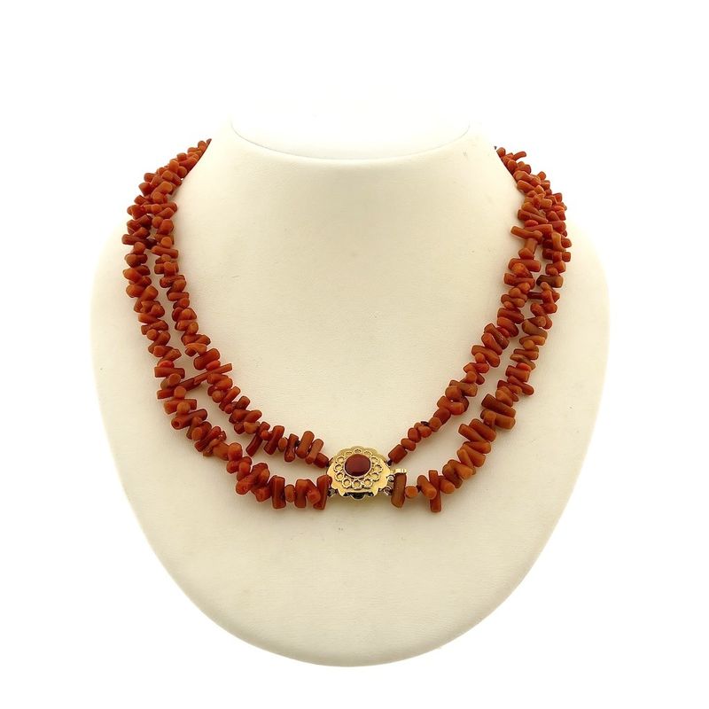 Image 1 of Blood coral bead necklace with gold clasp; Antique | 41 cm