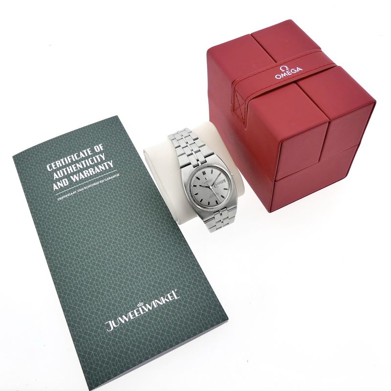 Image 4 of Omega Constellation Automatic Chronometer 168.045; Vintage automatic watch from 1969