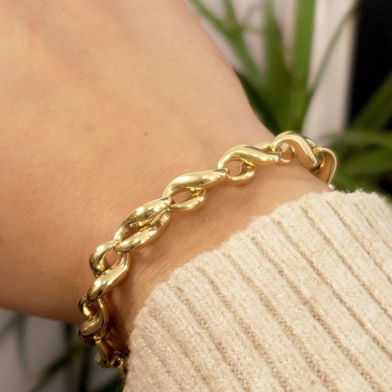 Image 5 of Gold infinity link bracelet; Chiampesan Fabris