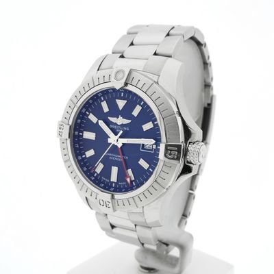 Image 2 of Breitling Avenger GMT 45 A32395; Automatic men's watch with GMT second time zone