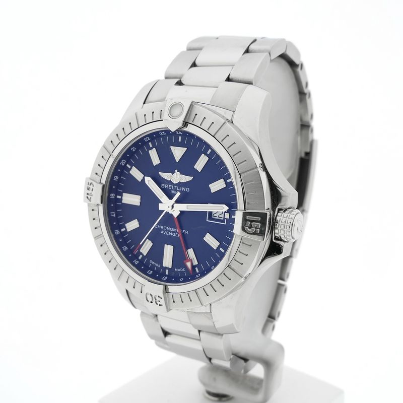 Image 2 of Breitling Avenger GMT 45 A32395; Automatic men's watch with GMT second time zone