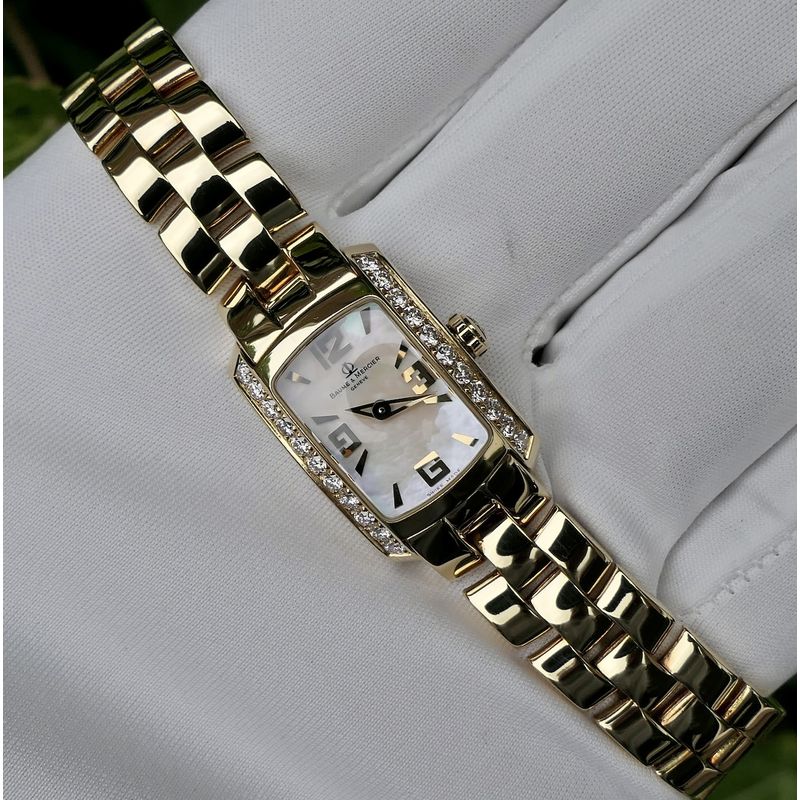 Image 11 of Baume & Mercier Hampton Milleis 65370; 18k gold women's watch with diamonds