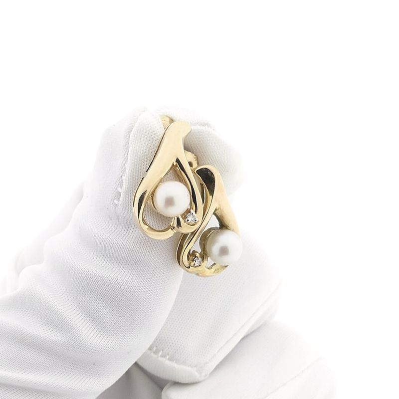 Image 11 of Gold stud earrings with pearl and diamond; 0.02 ct.