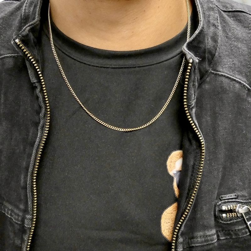 Image 9 of Gold gourmet link chain | 51 cm