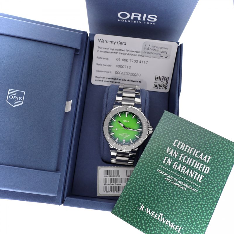 Image 15 of Oris Aquis 'Payoon Ltd.' Automatic Watch