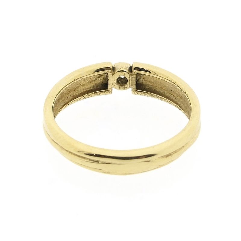 Image 6 of Gold solitaire ring with diamond; 0.04 ct.