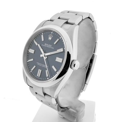 Image 2 of Rolex Oyster Perpetual 41mm 124300; Automatic men's watch