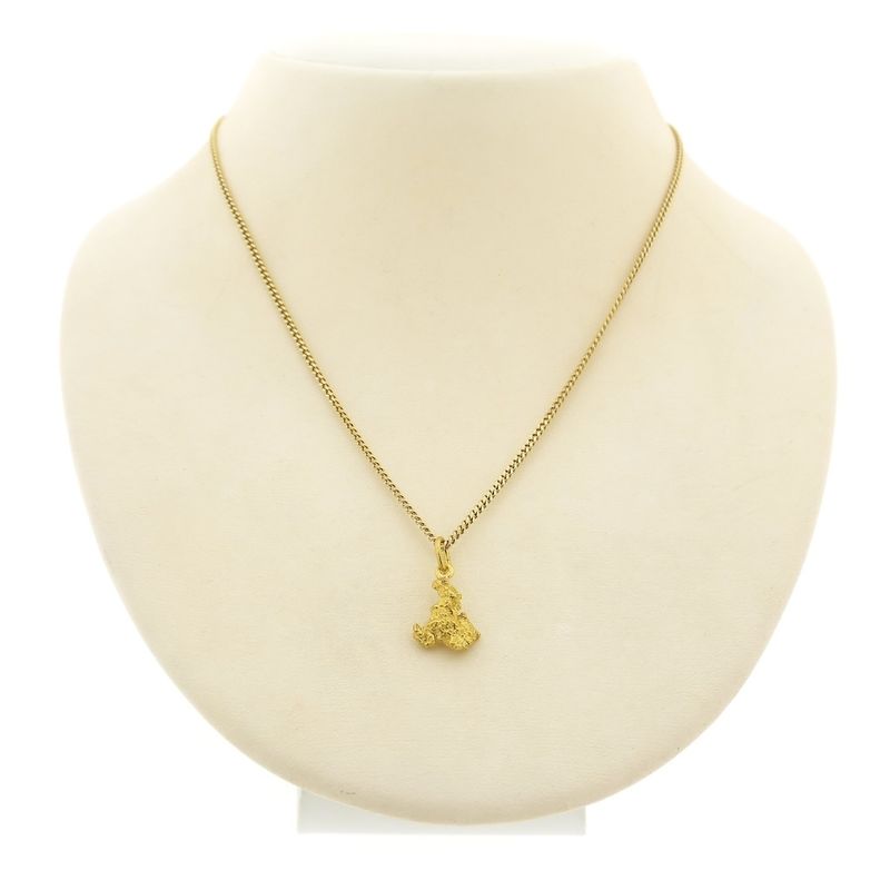 Image 3 of 22 carat gold pendant with a gold nugget