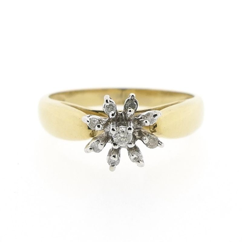 Image 3 of Gold entourage ring with diamond | 0.12 ct.