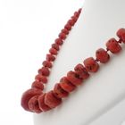 Image 3 of Coarse red coral necklace with gold clasp; Antique/Vintage | 46 cm