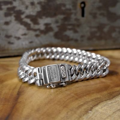 Silver BUDDHA TO BUDDHA bracelet; Chain XS | 18.5 cm Image 2 of Silver BUDDHA TO BUDDHA bracelet; Chain XS | 18.5 cm