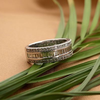 Image 2 of White gold Tirisi ring with diamonds; approx. 0.90 ct.