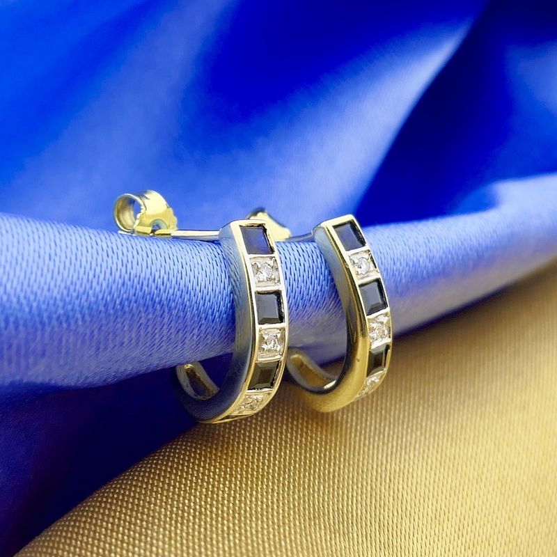 Image 2 of Gold stud earrings with sapphire and diamond | 0.03 ct.