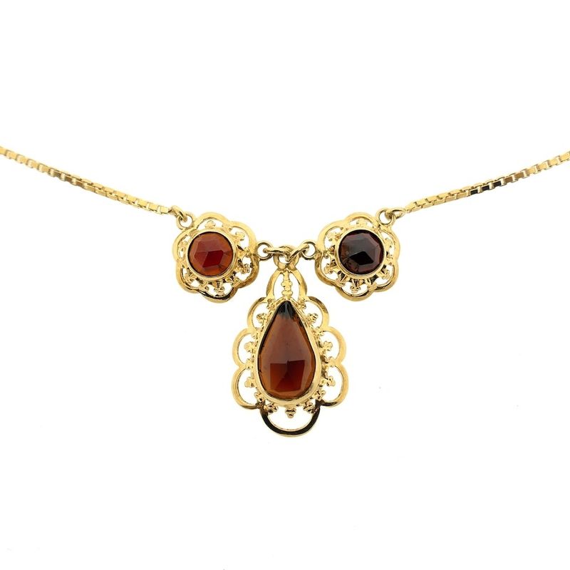 Image 3 of Gold necklace with garnet stones; 43 cm | Uno A Erre