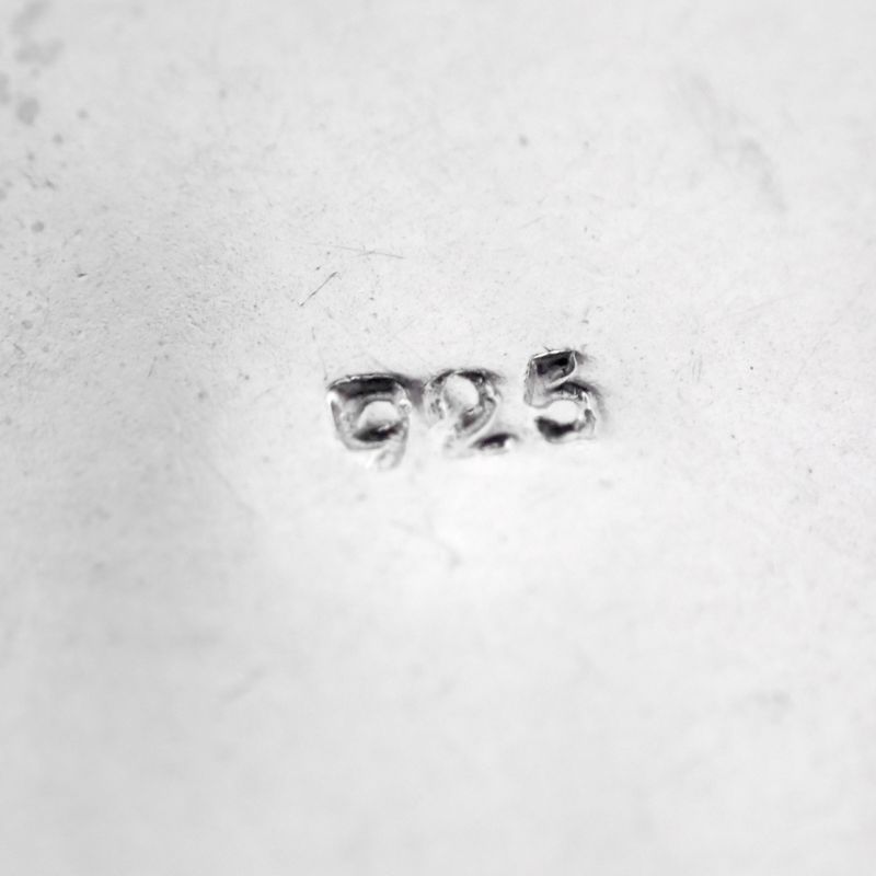 Image 8 of Silver pendant round