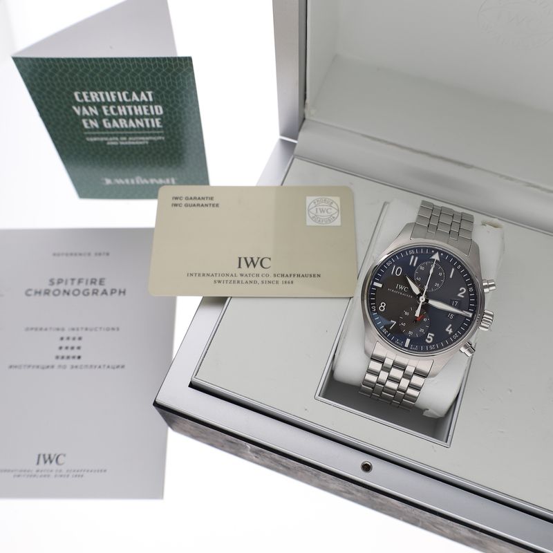 Image 4 of IWC Spitfire Chronograph IW3878-04; Automatic men's watch
