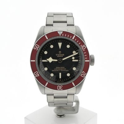 Tudor Black Bay 41mm 'Burgundy' 79230R; Automatic men's watch Image 1 of Tudor Black Bay 41mm 'Burgundy' 79230R; Automatic men's watch