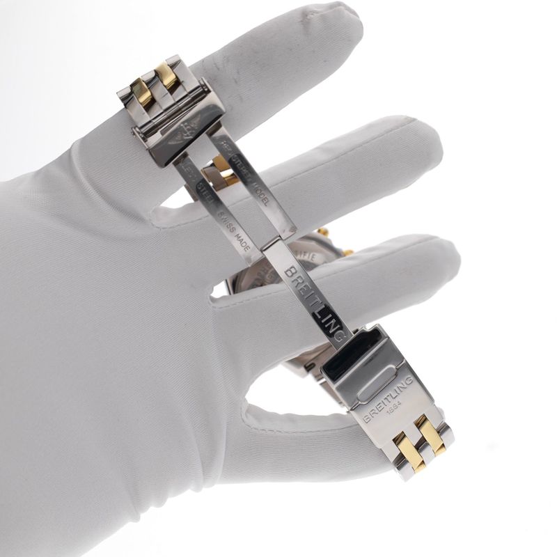 Image 12 of Breitling Chronomat Chronograph 'Mother of Pearl' B13352; Automatic Men's Watch