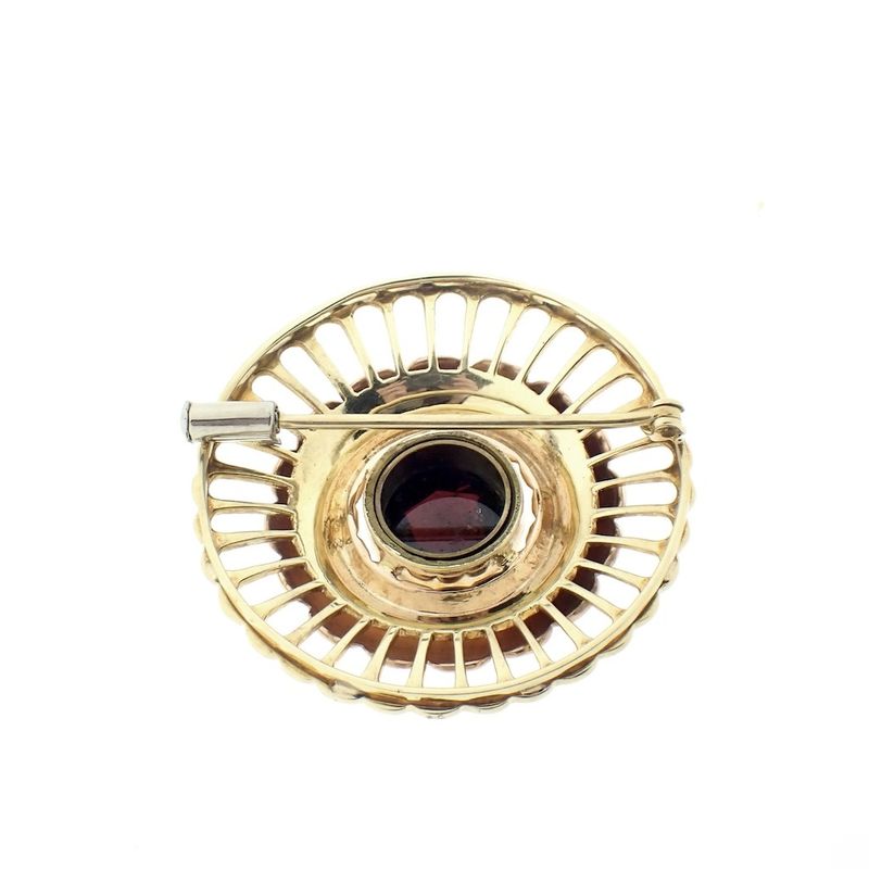 Image 7 of Two-tone gold brooch with garnet stone