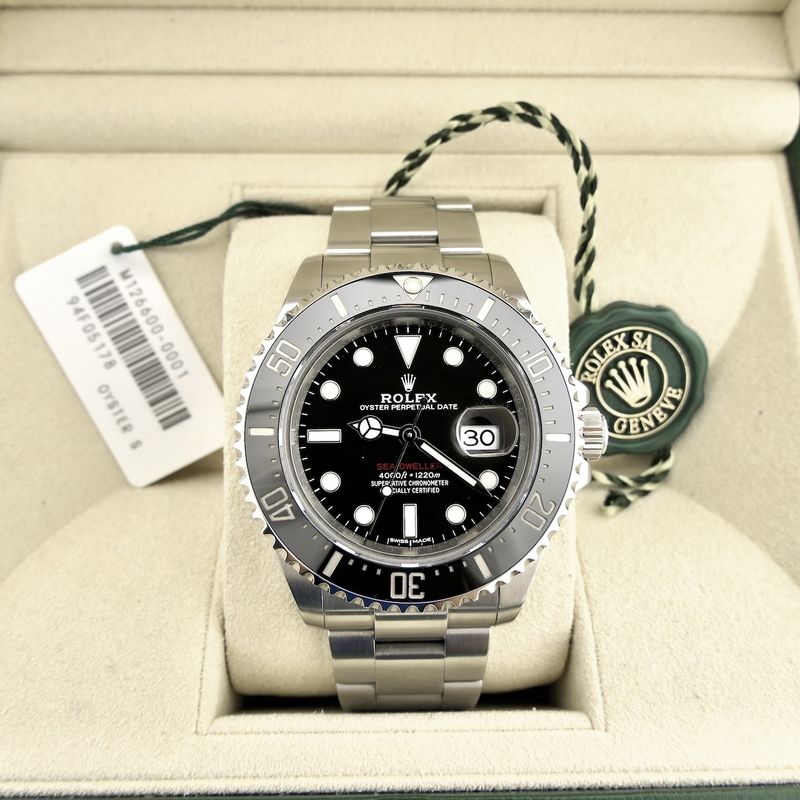 Image 22 of Rolex Sea-Dweller 43mm 126600; Men's diving watch