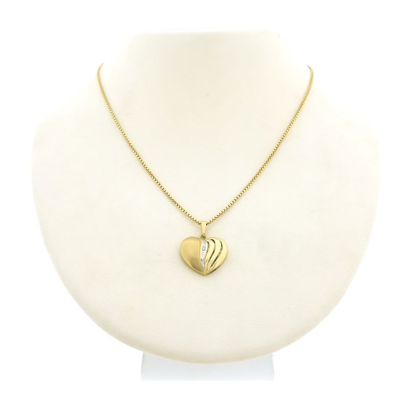 Image 3 of Gold heart pendant with diamond | 0.005 ct.