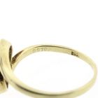 Afbeelding 6 van Gouden ring met parel en diamanten; 0,07 ct.