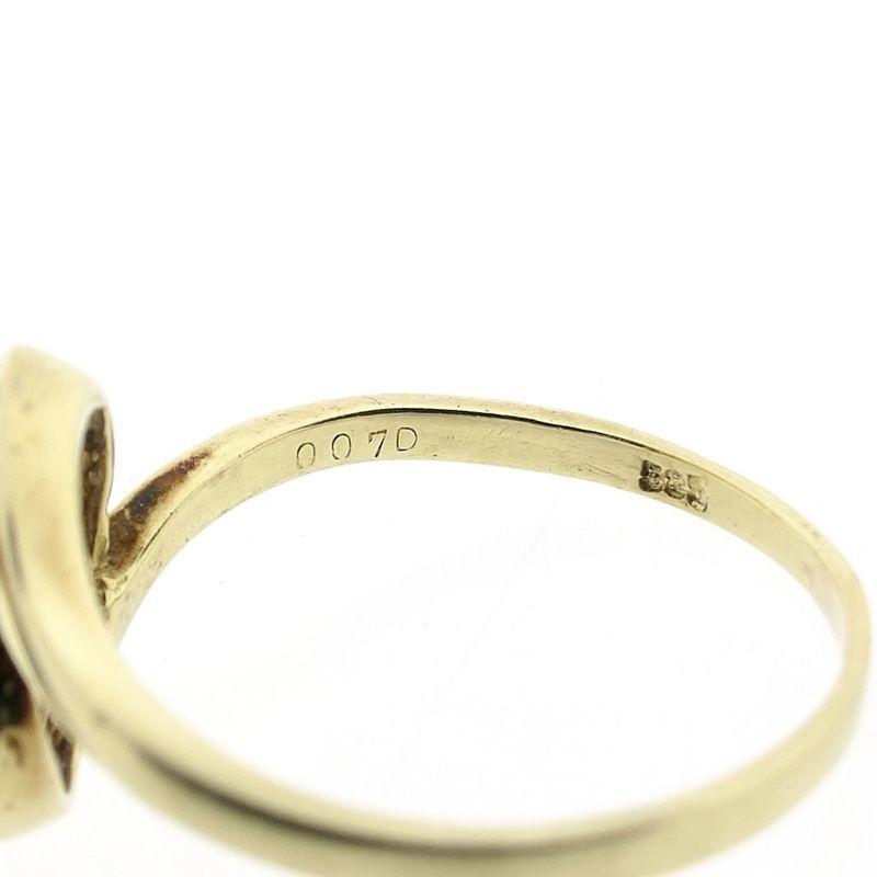 Afbeelding 6 van Gouden ring met parel en diamanten; 0,07 ct.