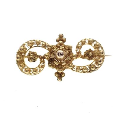 Image 1 of Vintage gold S-brooch with Zeeland buttons; Filigree technique