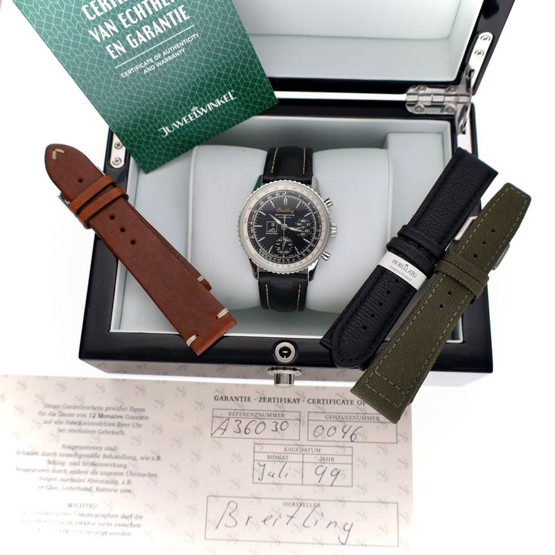 Image 15 of Breitling Navitimer Spatiographe A36030; Automatic