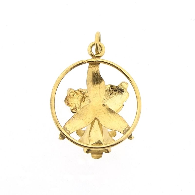 Image 5 of 18 carat gold pendant of lily with pearl