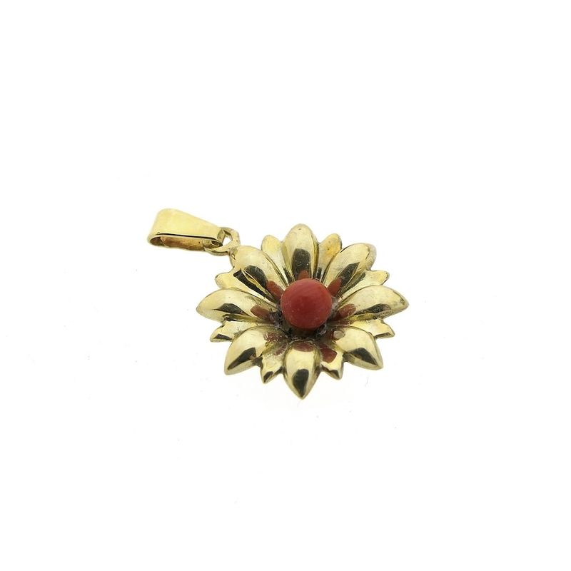 Image 3 of Gold pendant with blood coral