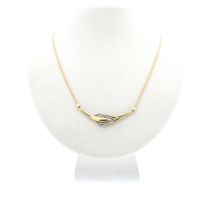 Image 1 of Gold necklace with a fixed pendant and diamond; 0.01 ct | 43.5 cm