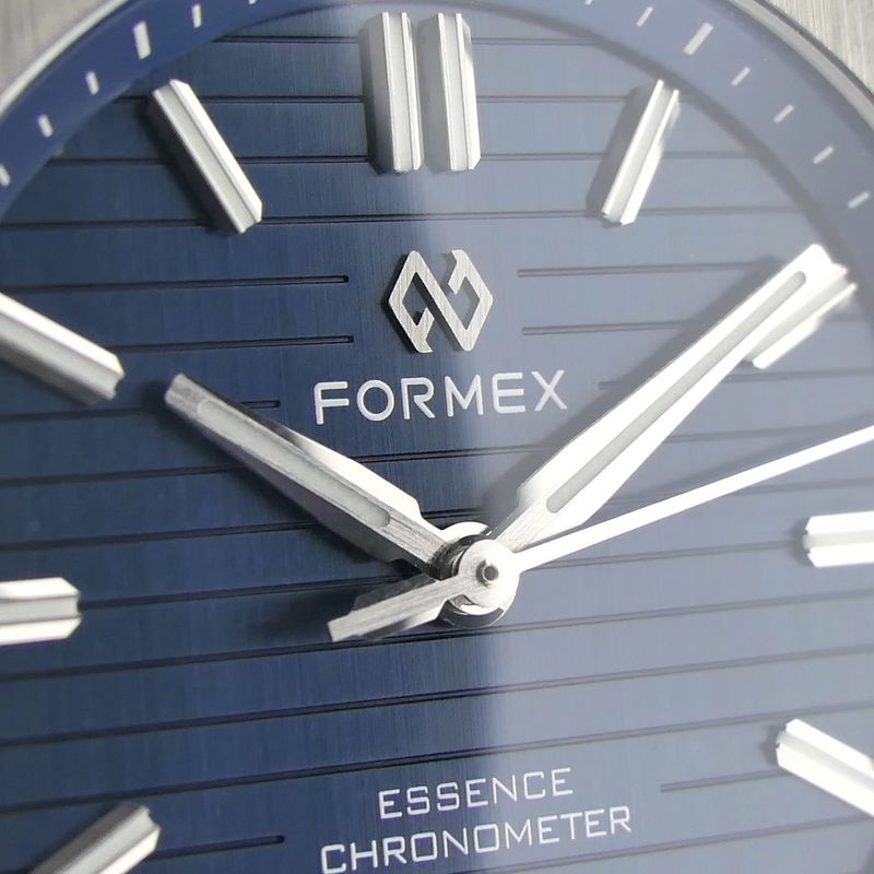 Image 5 of Formex Essence ThirtyNine Chronometer 1030; Automatic men's watch
