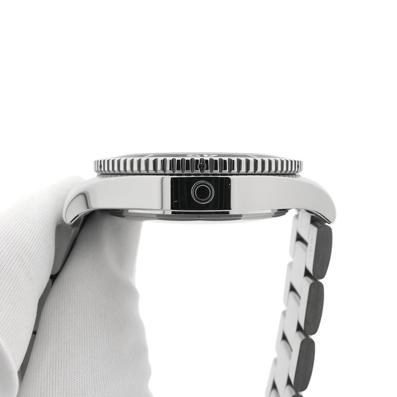 Image 8 of Breitling SuperOcean 44 A17392; Automatic men's diving watch