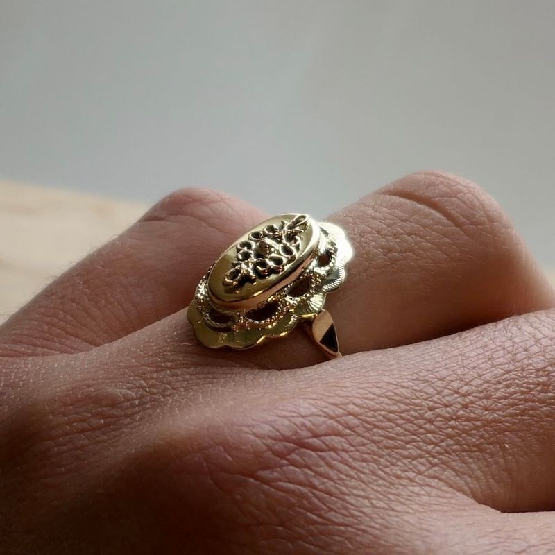 Image 6 of Gold Men's Ring; Art Nouveau