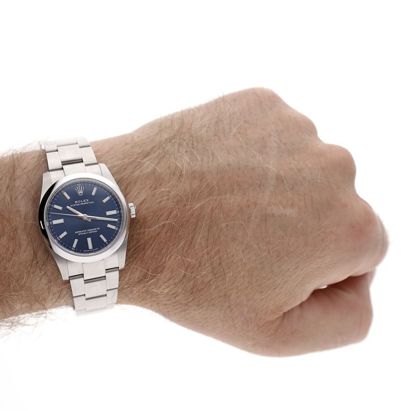 Image 19 of Rolex Oyster Perpetual 34mm 'Blue' 124200; Automatic unisex watch