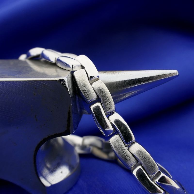 Image 2 of Solid white gold bracelet | 19 cm