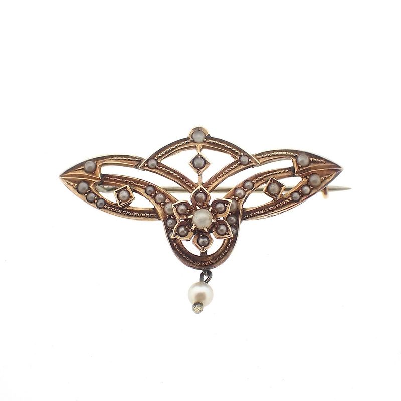 Image 1 of Antique gold Victorian brooch with pearls
