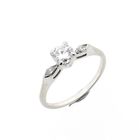 Afbeelding 1 van Witgouden solitairring met diamant; 0,54 ct.