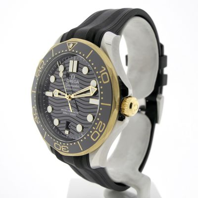 Image 2 of Omega Seamaster Diver 300M Co-Axial Master Chronometer; Men's diving watch