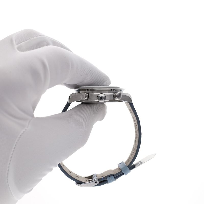 Image 5 of Omega Speedmaster Reduced 'Mother of Pearl' 3802.76.53; Automatic Chronograph Watch