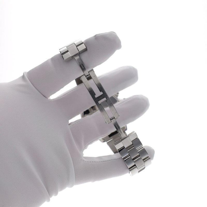 Image 14 of Cartier Roadster; W62006X6 Automatic Chronograph; Collector's Set!